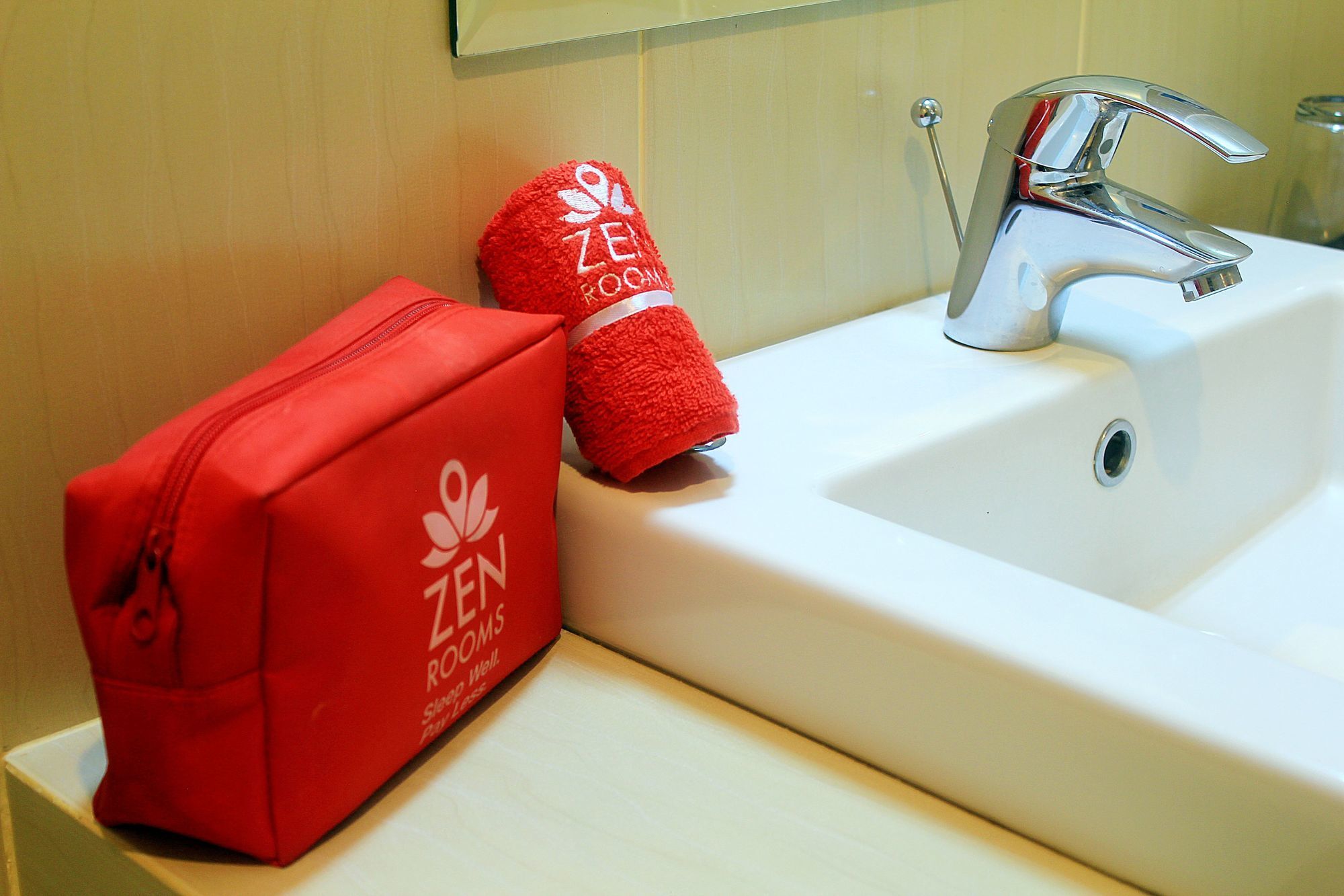 בנדונג Zen Rooms Bukit Tunggul מראה חיצוני תמונה